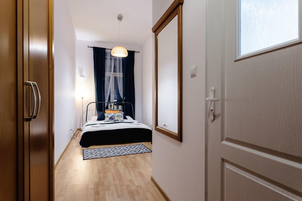 Golden Lion Guest Rooms Szewska 19 Cracovia Esterno foto