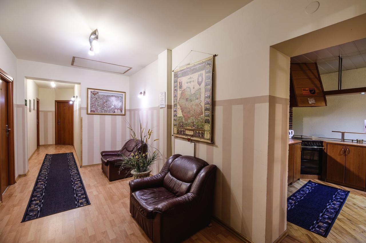 Golden Lion Guest Rooms Szewska 19 Cracovia Esterno foto