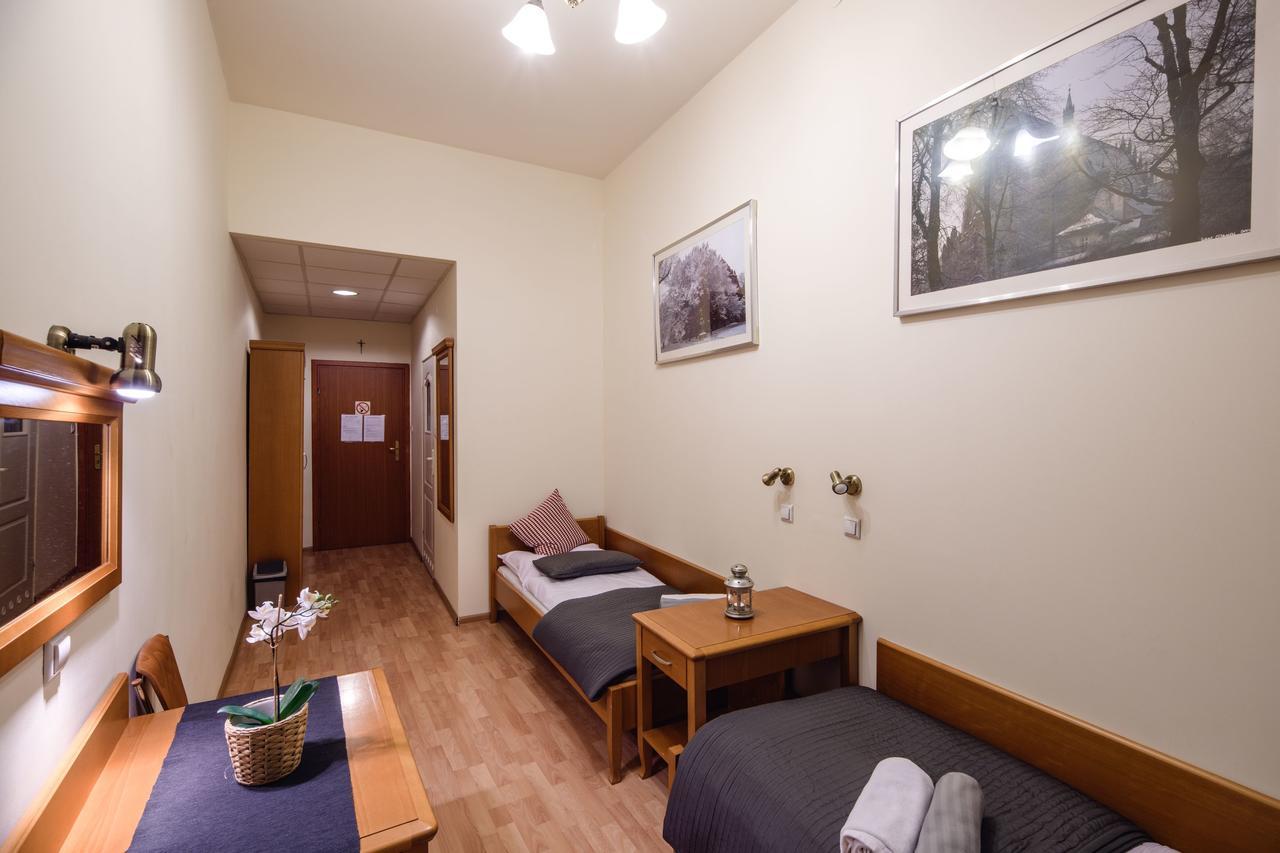 Golden Lion Guest Rooms Szewska 19 Cracovia Esterno foto