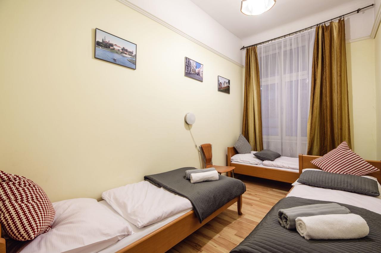 Golden Lion Guest Rooms Szewska 19 Cracovia Esterno foto